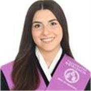 Puedo ayudar con las tareas escolares de matemáticas, castellano y valenciano y estar al cuidado de los niños