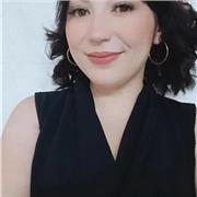 Española nativa, con grado en Estudios Hispánicos y sacándome el Máster en Educación Secundaria. Doy clases a todos los niveles.