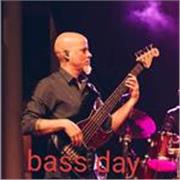 Clases de bajo todos los niveles y edades