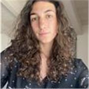Sono disponibile per aiutarti a svolgere i tuoi compiti! 