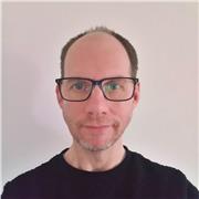 I'm an experienced computer scientist and educator with over 30 years of programming and database expertise.