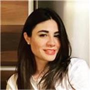 Vuoi migliorare l'italiano? Giulia offre lezioni personalizzate per bambini, ragazzi e adulti. Online e tra Ferrara e Bologna.