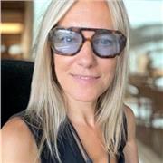 I am a Rapid Transformational Therapist and Positive Psychology coach. I want to inspire/help young people live their best lives.