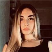 Studentessa alla Sapienza offre aiuto compiti in materie scientifiche e umanistiche a Roma e online, con 4 anni di esperienza. 