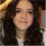 Mi chiamo Beatrice, ho 16 anni, frequento il liceo classico, e mi piacerebbe aiutare ragazzi di 1-3 media a fare i compiti