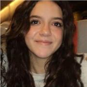 Mi chiamo Beatrice, ho 16 anni, frequento il liceo classico, e mi piacerebbe aiutare ragazzi di 1-3 media a fare i compiti