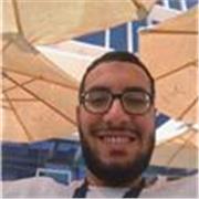 Arabisch-Tutor (Al-Azhar): Unterricht auf Deutsch und Englisch für alle Niveaus