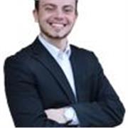 Insegnante madrelingua con certificazione C2