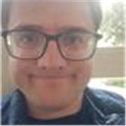 Graduado en Historia por la Universitat de València.