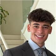 Apasionado de idiomas, comunicativo y paciente; doy clases de inglés y chino a estudiantes y adultos interesados
