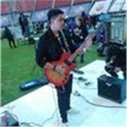 Músico multi-instrumentista, he impartido clases particulares y en una escuela de música a principiantes, 15 años de experiencia