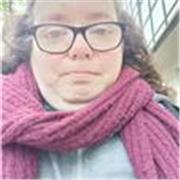 Soy una profesora particular cercano, paciente y comprometido con el progreso de cada alumno.