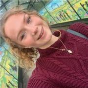 Biology Tutor teaching students Practicing for their GCSE's