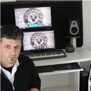 Profesor de dibujo, especializado en Storyboards para video juegos, Películas y comic/manga