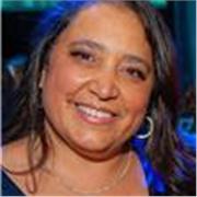 Profesora imparte clases virtuales de SIC y Contabilidad