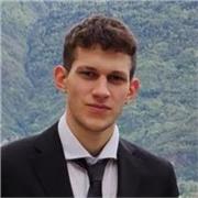 Offro ripetizioni di chimica, biologia e matematica. Sono uno studente universitario di Scienze Biologiche