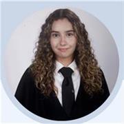 Estudiante de primer año de fisioterapia, aprobadas todas las asignaturas del año académico 2025/2026. 
Soy paciente, motivadora y