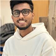 Experienced English Teacher Offering Engaging Lessons for Students