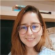 Professora de inglês, níveis básico e intermediário