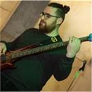 Studente di Conservatorio offre lezioni di basso e teoria musicale ad adulti e bambini