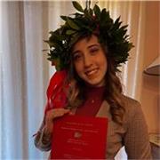 Offro lezioni private a bambini delle elementari e scuole medie, oltre che ai ragazzi di scuola superiore, adattandole alle proprie esigenze.