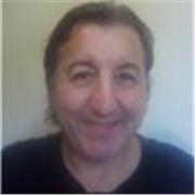 Professeur à domicile titulaire BAC+3 dispense des cours de soutien an aide aux devoirs et matières littéraires.