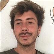 Experiencia en la habla inglesa con nativos y en el extranjero.