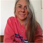 Estudiante avanzada del Profesorado Universitario en Letras imparte clases particulares a alumnos de primaria y secundaria