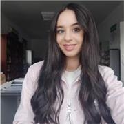 Maestra con experiencia en espacios donde el juego y el aprendizaje van de la mano.