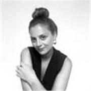 La mia passione e interesse per l’arte e il disegno sono diventate il mio lavoro. Fornisco ripetizione in arte e disegno tecnico