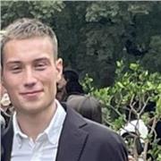 Offro lezioni private a ragazzi frequentanti la scuola secondaria di primo e secondo grado e l'università