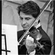 Laureato al conservatorio di S.Cecilia a Roma