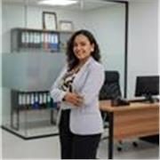 Profesora de comunicación y razonamiento verbal