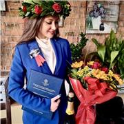 Neolaureata in economia e commercio impartisce ripetizioni di matematica per studenti di elementari e medie