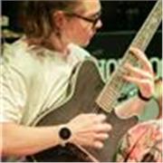 Lezioni di chitarra per bambini, ragazzi e adulti | Padova, Abano e online