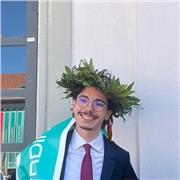 Tutor laureato in lingua inglese offre aiuto compiti e a Milano e online: lezioni personalizzate anche a domicilio.