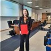 Laureata in lingue e culture straniere, specializzata in inglese e spagnolo. Appassionata di letteratura. Offro lezioni private