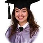 Graduada en Psicología con experiencia como profesora de apoyo en inglés.