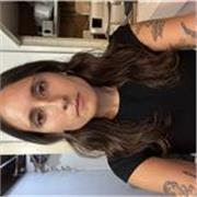 No soy profesora de Español pero es mi lengua nativa y me creo capacitada para enseñarla 