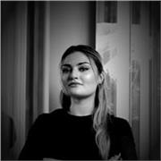 I am a friendly creative tutor offering thoughtful, 1-to-1 support for students who want to improve their art, ideas, confident