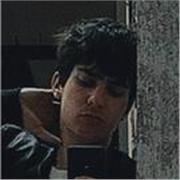 Profesor titulado con C2 y 6 meses vividos en EE.UU. Acento real.