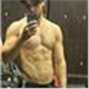 Personal trainer laureato in scienze motorie con diversi anni di esperienza nel settore del fitness e del benessere.