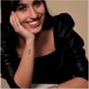 The right English teacher for you: passionate, patient and ready to help you speak with confidence!