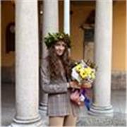 Studentessa di giurisprudenza con la passione per le materie studiate al liceo