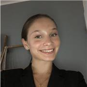 Actuellement étudiante en biologie, je serai capable d’aider vos enfants pour leurs devoirs ainsi que du soutien scolaire en maths