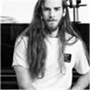 Profesor de Piano, Armonía y Teoría musical, Composición, Improvisación, Orquestación y Producción Musical