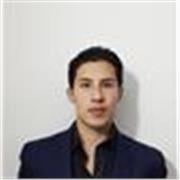 Profesor de apoyo escolar para estudiantes de manera presencial