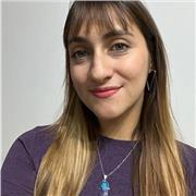 Profesora de Lengua y Literatura con experiencia dando clases presenciales escuelas y dando clases online de español