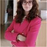 Profesora de matemáticas o lo que ta en personas que les cuestan los métodos tradicionales muy dinámica y con métodos innovadores 