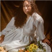 Profesora de apoyo escolar de inglés para niños de forma telemática